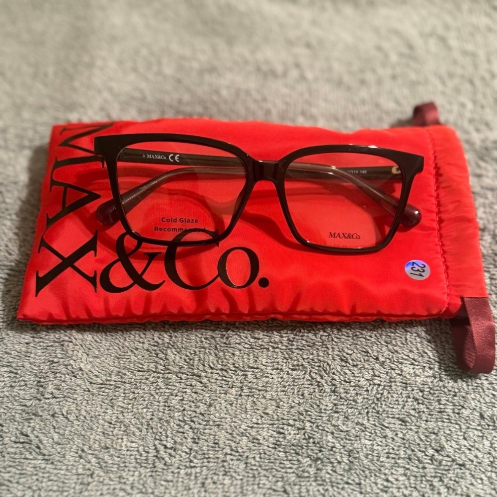 Style & Co. Ladies Cat-Eyed Gold Frame Sunglasses